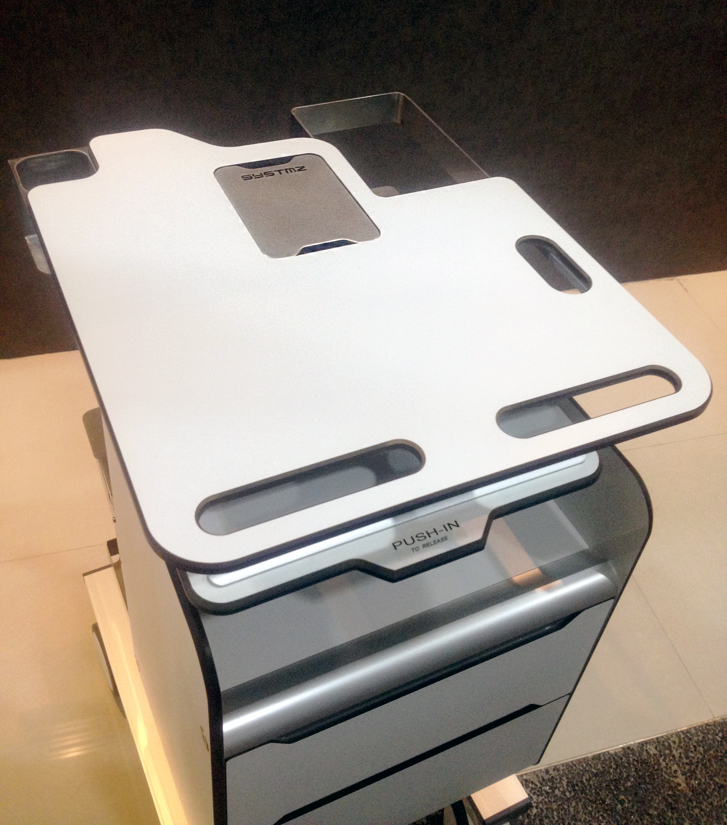 ergotron, sv40, sv41, sv42, sv-40, sv-41, sv-42, humanscale, cow, wow, bmw