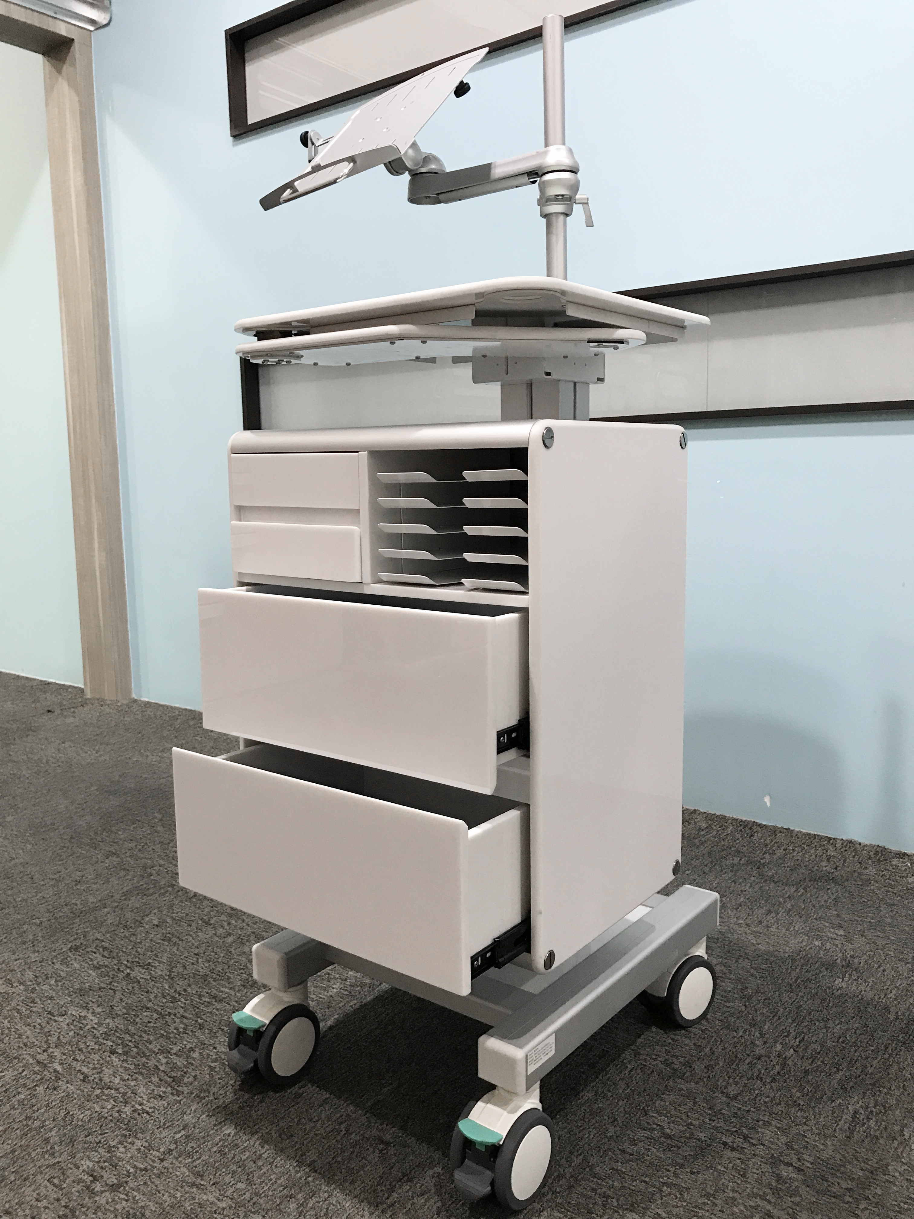 ergotron, sv40, sv41, sv42, sv-40, sv-41, sv-42, humanscale, cow, wow, bmw