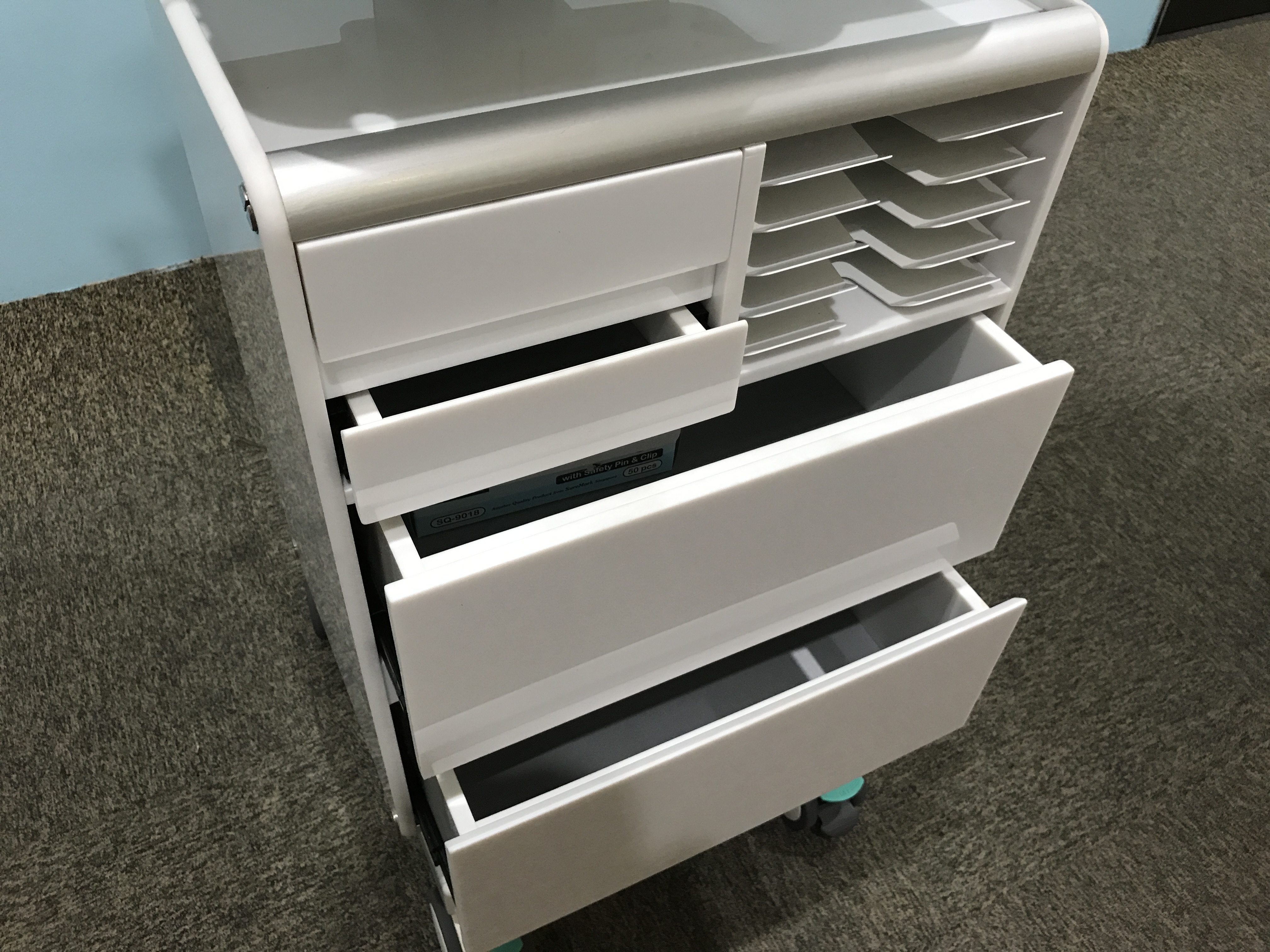 ergotron, sv40, sv41, sv42, sv-40, sv-41, sv-42, humanscale, cow, wow, bmw