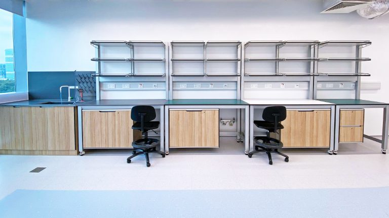 Systemz Laboratory and Healthcare Furniture | Hospital Furniture | Systmz