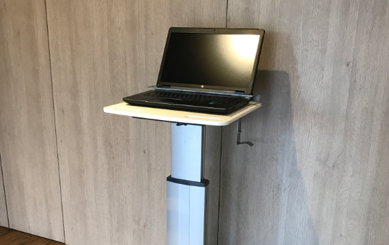 front side view of the adjustable height mobile computer platform table for healthcare hospital and laboratory applications which is modular and upgradable similar to ergotron sv40 sv41 sv42 sv-40 sv-41, sv-42 and humanscale's computer on wheels